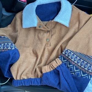 Sheln cropped sweater with tribal print sleeves